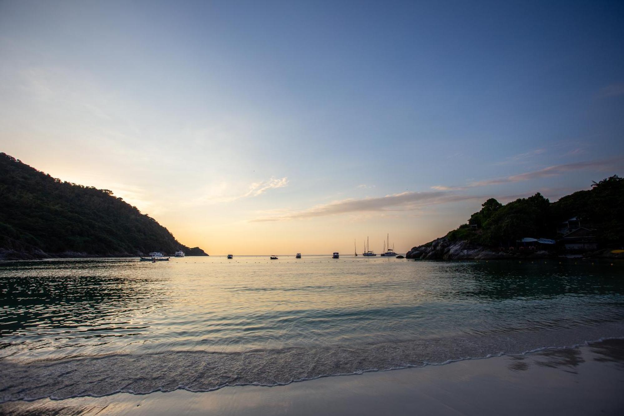 Ban Raya Resort And Spa Koh Racha Yai Exterior photo