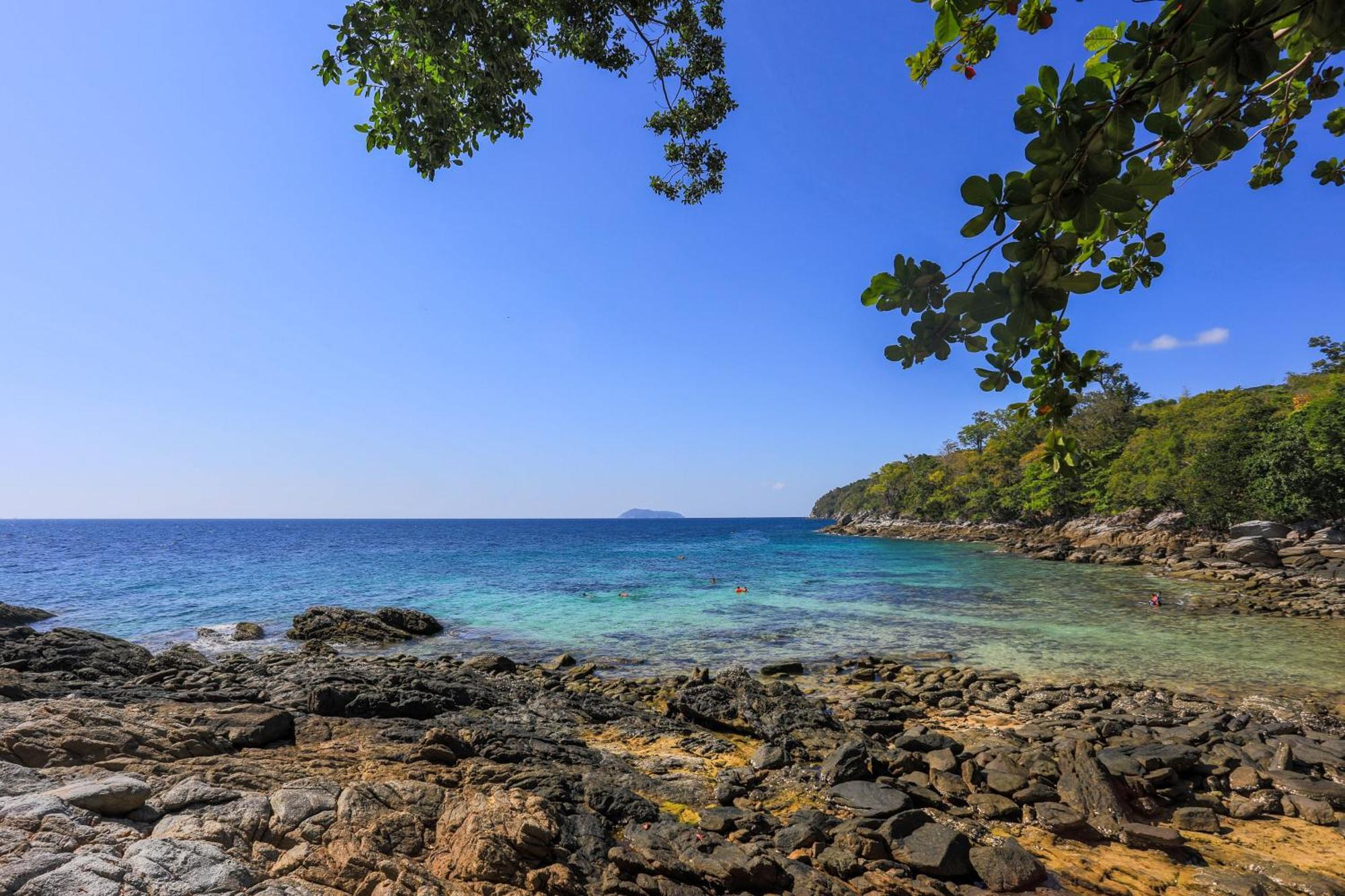 Ban Raya Resort And Spa Koh Racha Yai Exterior photo