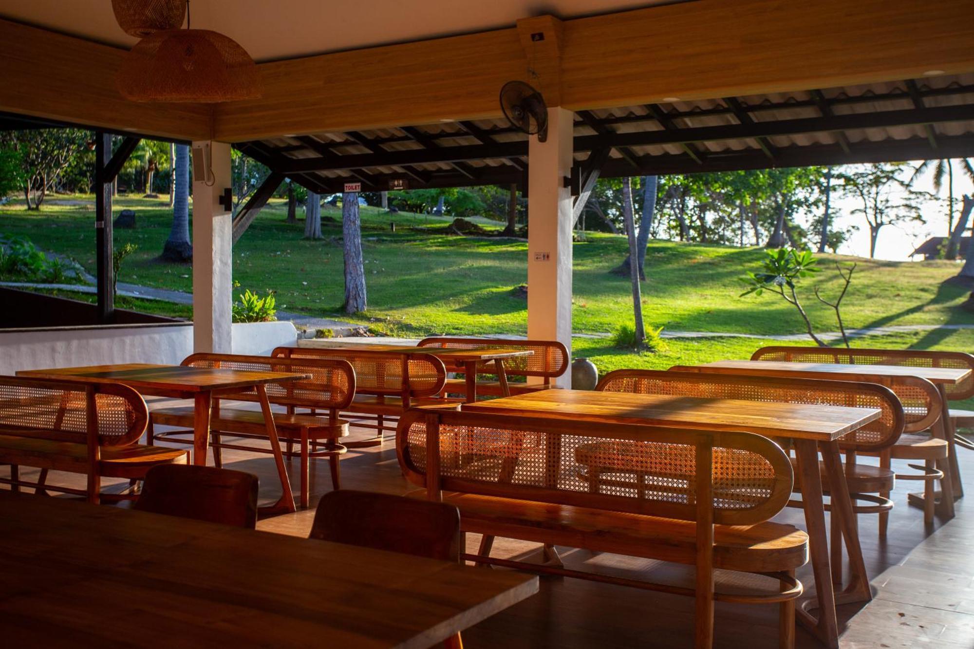 Ban Raya Resort And Spa Koh Racha Yai Exterior photo